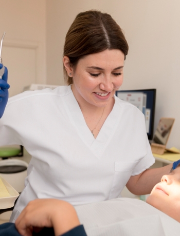 Più di un anno per l’estrazione di un dente